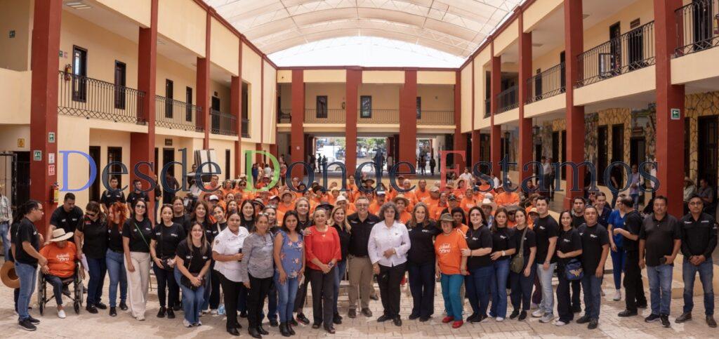 Festeja UAT a abuelitos con paseo al pueblo mágico de Tula