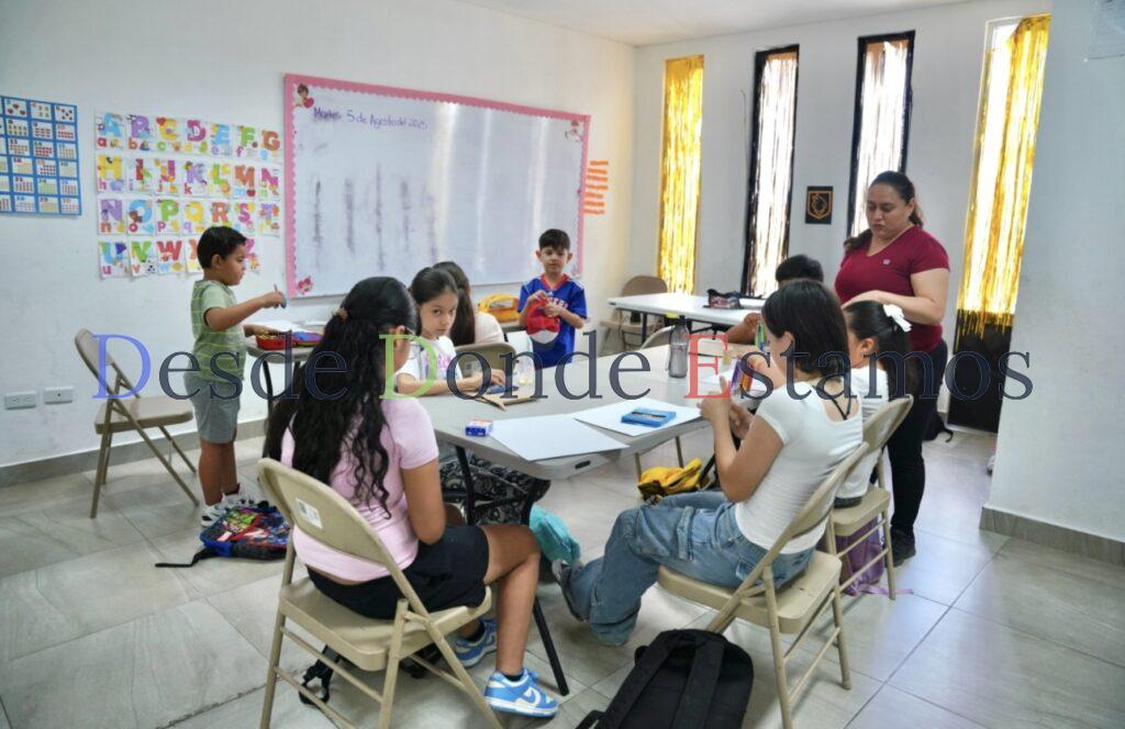 Disfrutan curso de verano con enfoque educativo y emocional