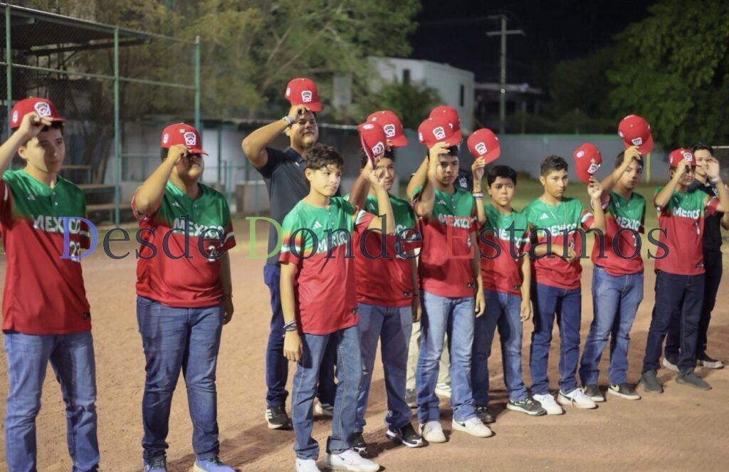 Reconocen a beisbolistas que representaron a México en Serie Mundial