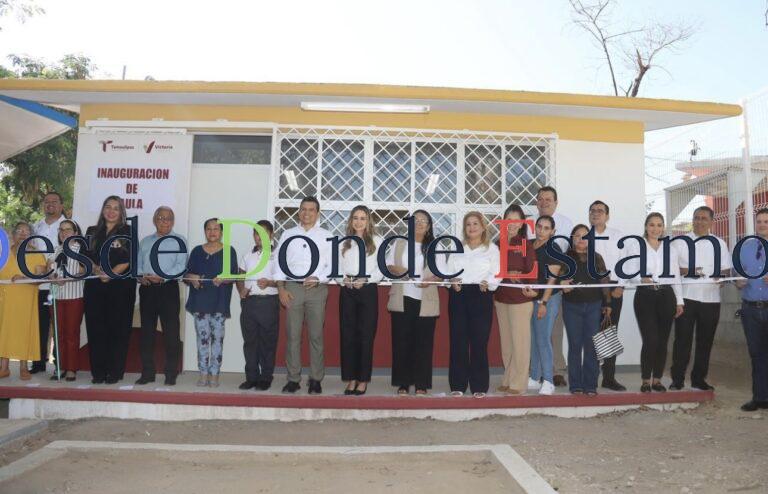 Entrega alcalde aula educativa en arranque del ciclo escolar en Victoria