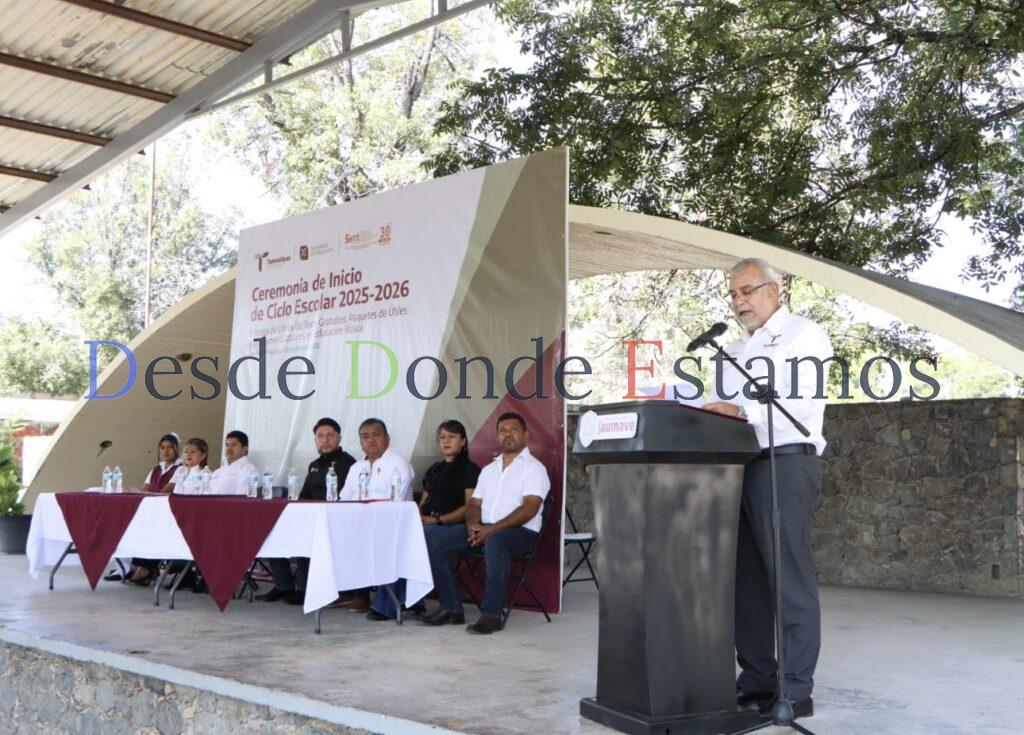 Da inicio secretario de SOP al ciclo escolar 2025-2026 en Jaumave