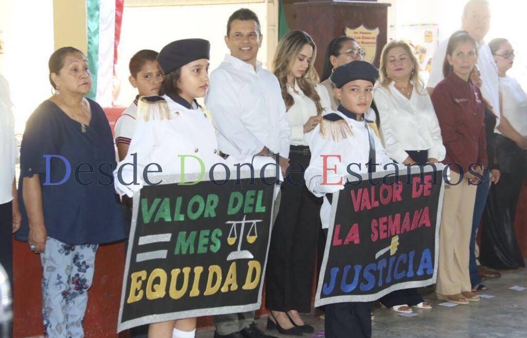 Entrega alcalde aula educativa en arranque del ciclo escolar en Victoria