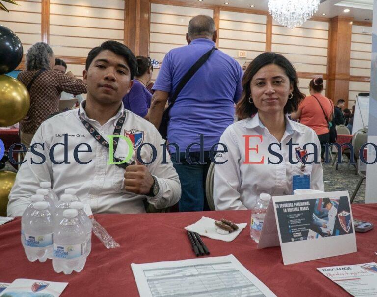 Aumenta colocación de desempleados en empresas y comercios