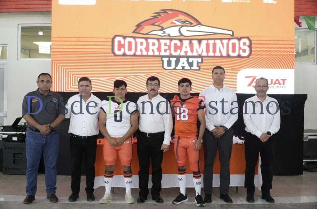 Entrega rector uniformes a Correcaminos UAT de la Liga Mayor ONEFA