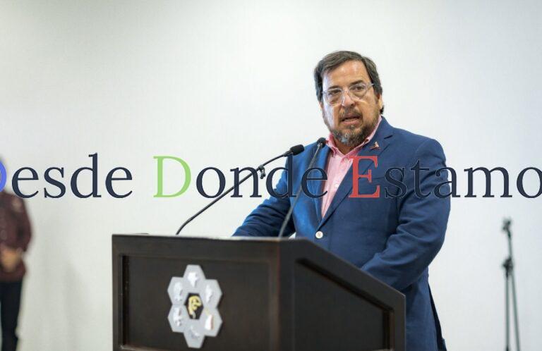 Entrega SET plazas a personal del Centro Estatal de Tecnología Educativa