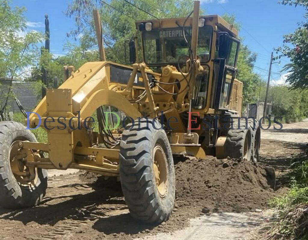 Continúa Municipio mejorando las vialidades