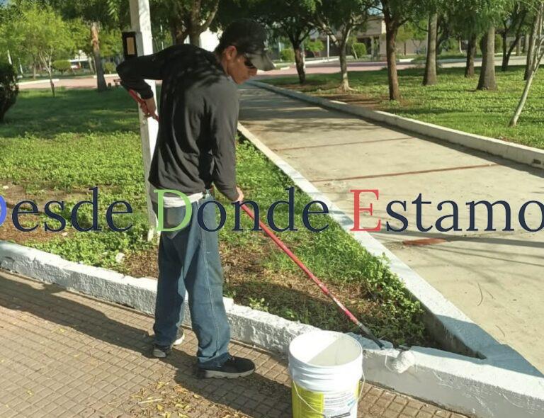 Dan mantenimiento a Plaza de los Héroes