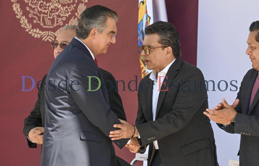 Participa alcalde junto al Gobernador en ceremonia cívico-militar en Victoria