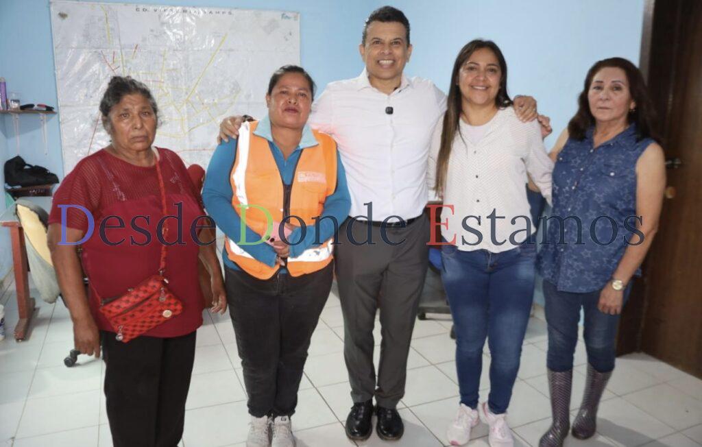 Reconoce alcalde labor de servicios públicos