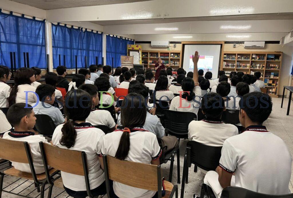 IMPACTA lleva plática sobre acoso escolar a la Secundaria 3
