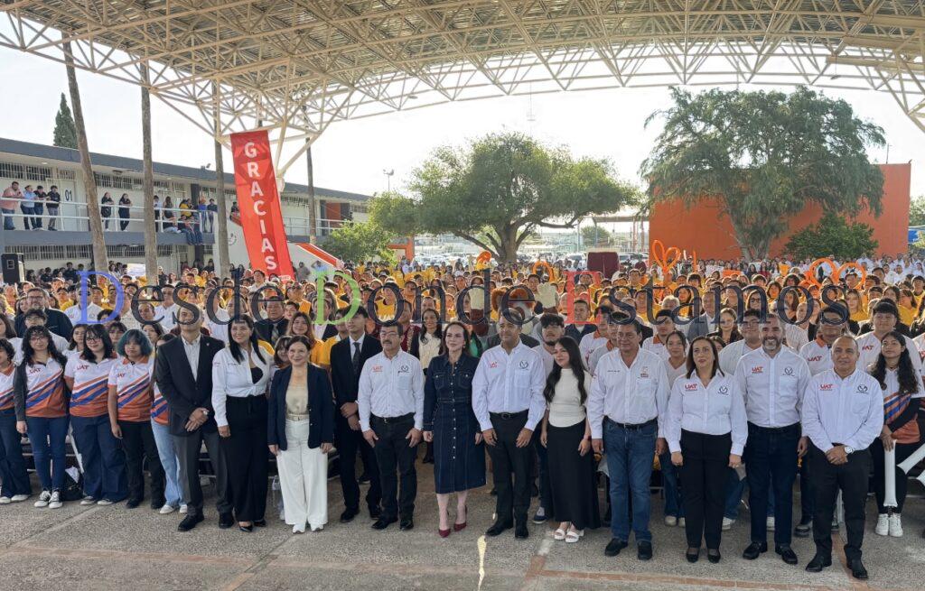 UAT y gobierno de Nuevo Laredo entregan obras a universitarios