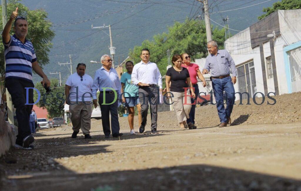Agradecen vecinos pavimentación en la Cuauhtémoc