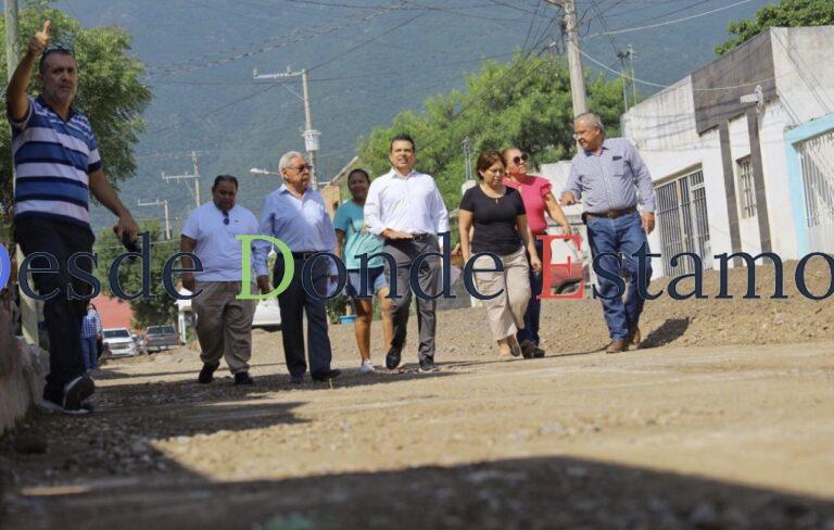 Agradecen vecinos pavimentación en la Cuauhtémoc
