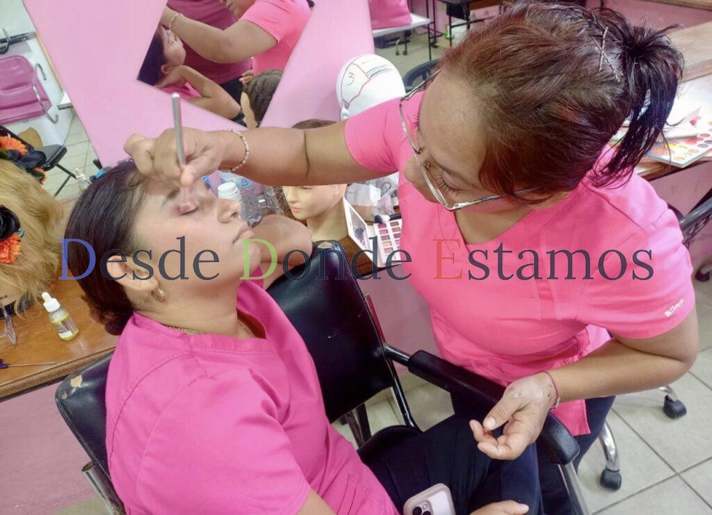 DIF Nuevo Laredo invita a inscribirse al curso de belleza del CEDIF 4