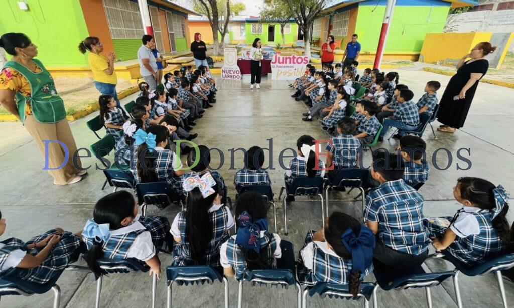 “Biblioteca itinerante” fomenta lectura en estudiantes de todos los niveles