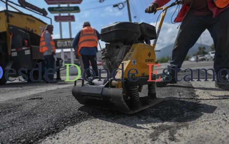 Después de las lluvias ayuntamiento repara calles dañadas