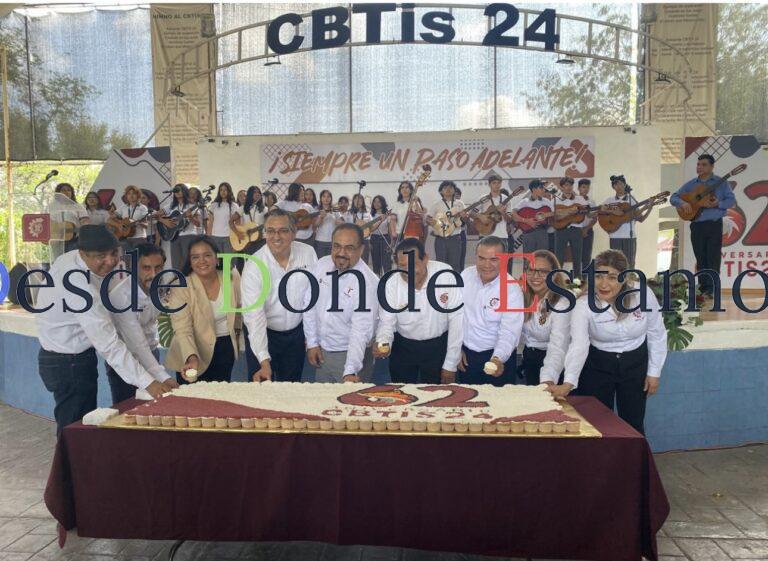 Celebra CBTIS 24 aniversario 62