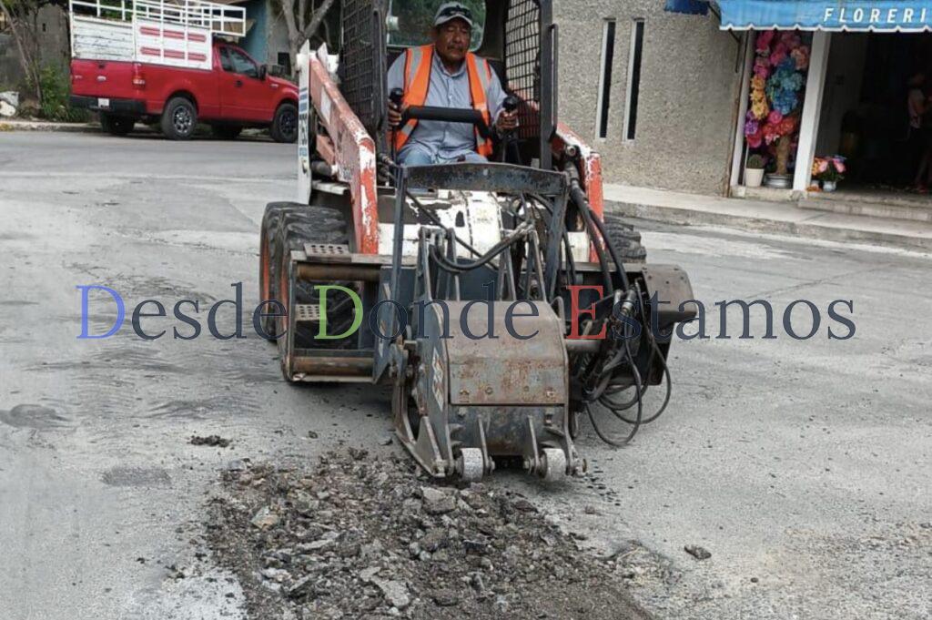 Llega Plan Emergente de Bacheo a siete colonias más