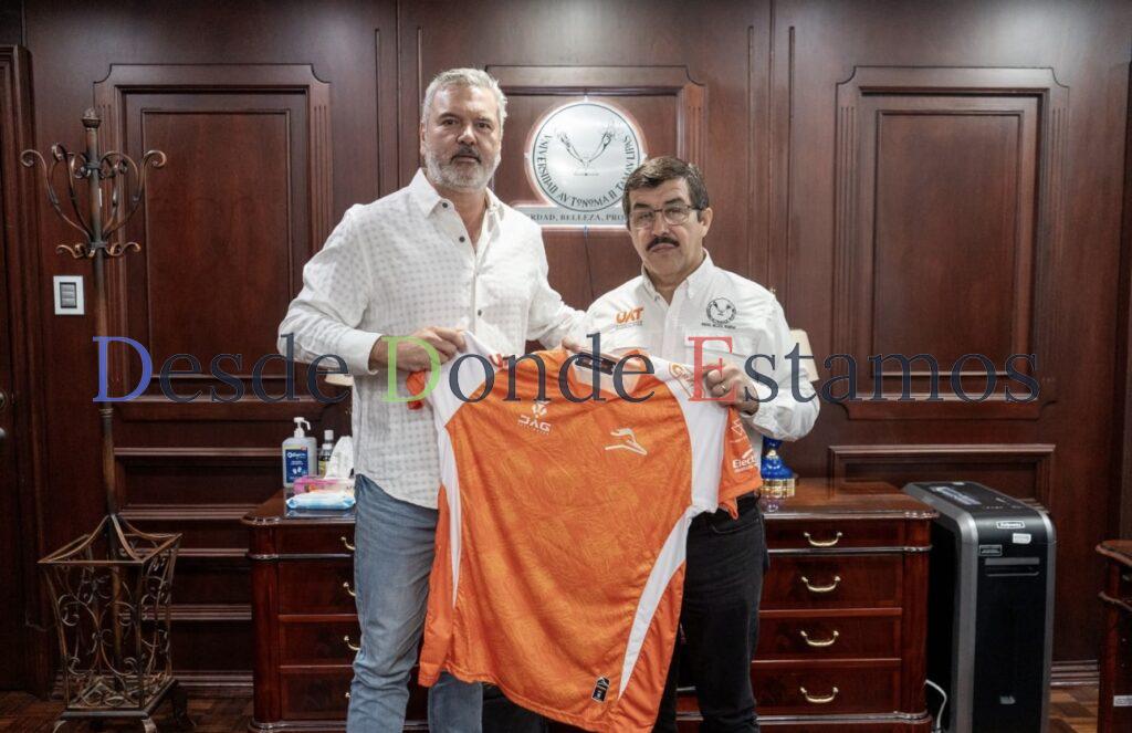 Armando Arce asume presidencia del Club Correcaminos