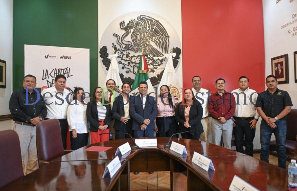 Firma convenio Instituto Victorense de la Juventud con escuelas