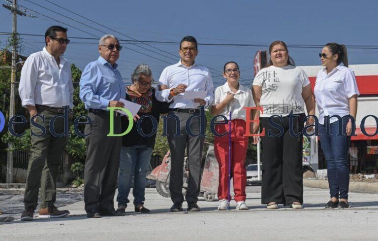 Supervisa Lalo Gattás pavimentación en la colonia Sierra Madre