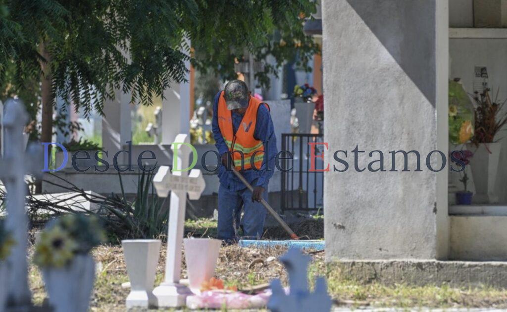 Listos panteones municipales para el Día de Muertos