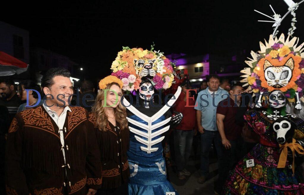Entre colores y tradición, celebran Lalo y Lucy festival de Día de Muertos