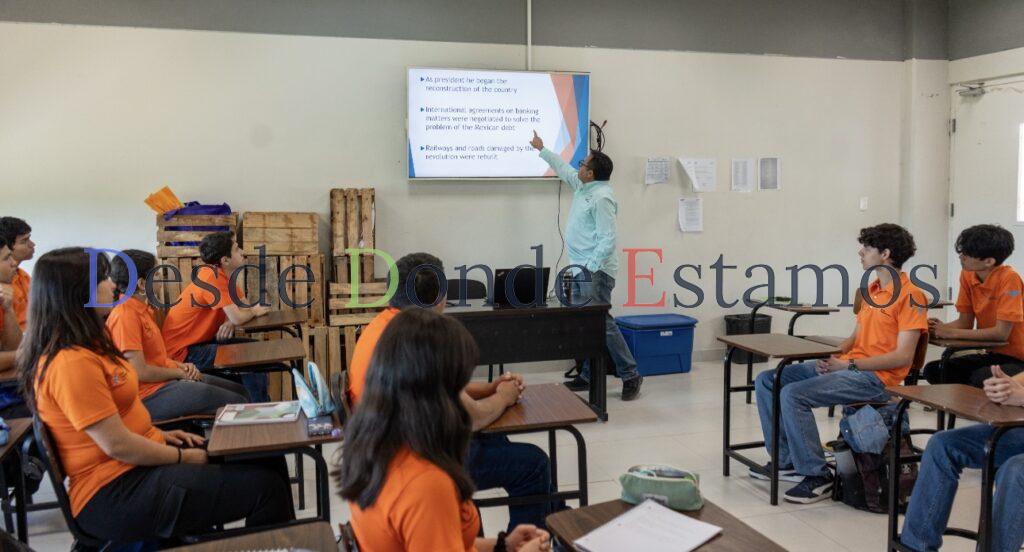 Impulsa la UAT formación bilingüe en la Preparatoria No. 3