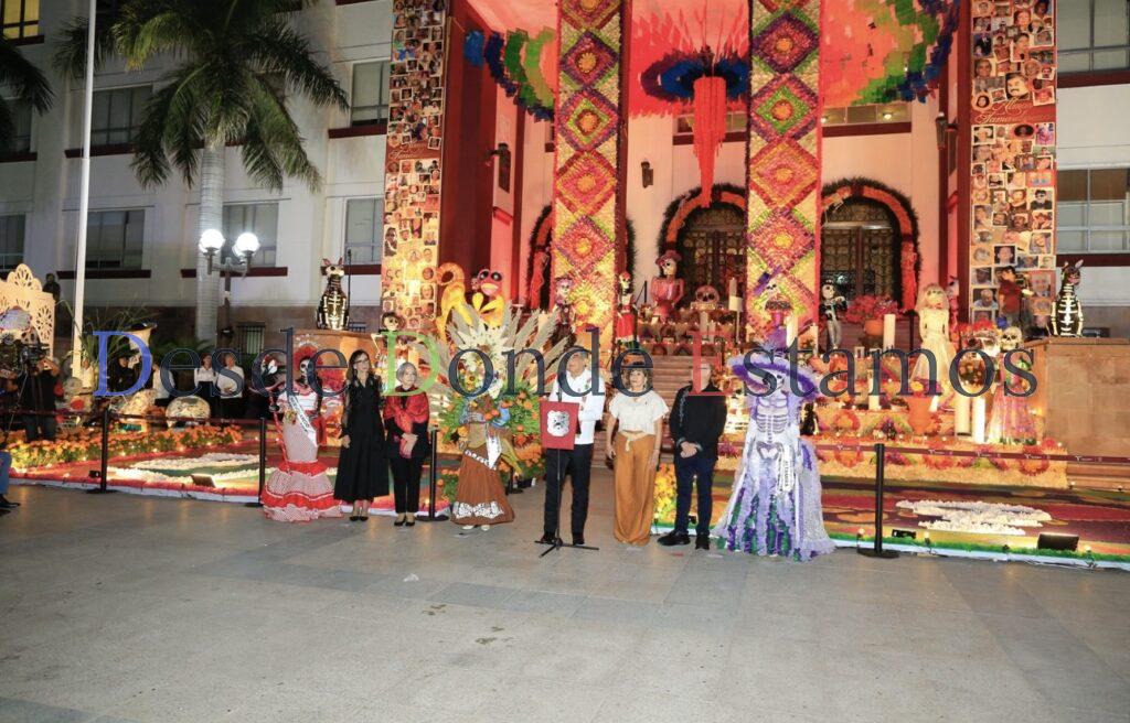 Premian Américo y María concurso estatal de catrinas y catrines