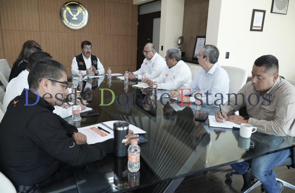 Evalúa rector avances institucionales de la UAT