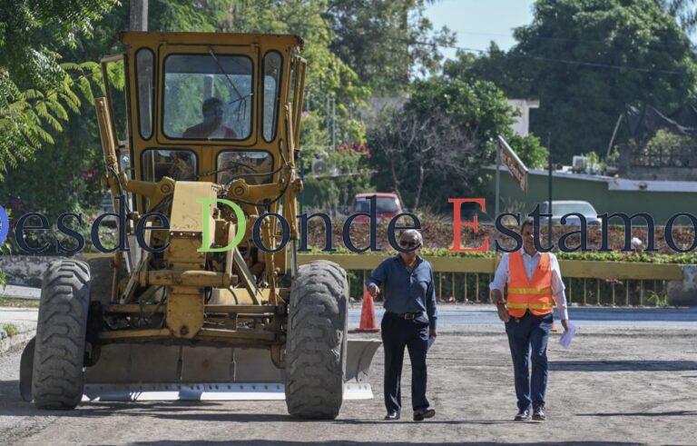 Supervisa alcalde avance de obras de pavimentación asfáltica