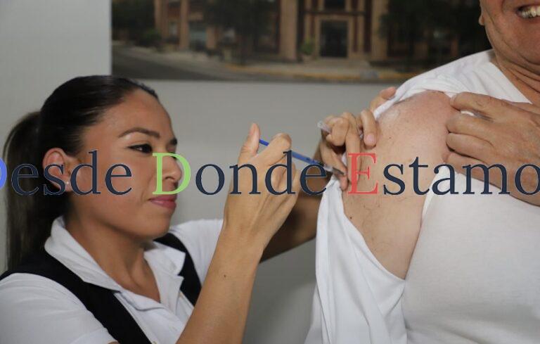Exhorta Salud a vacunarse contra COVID e influenza