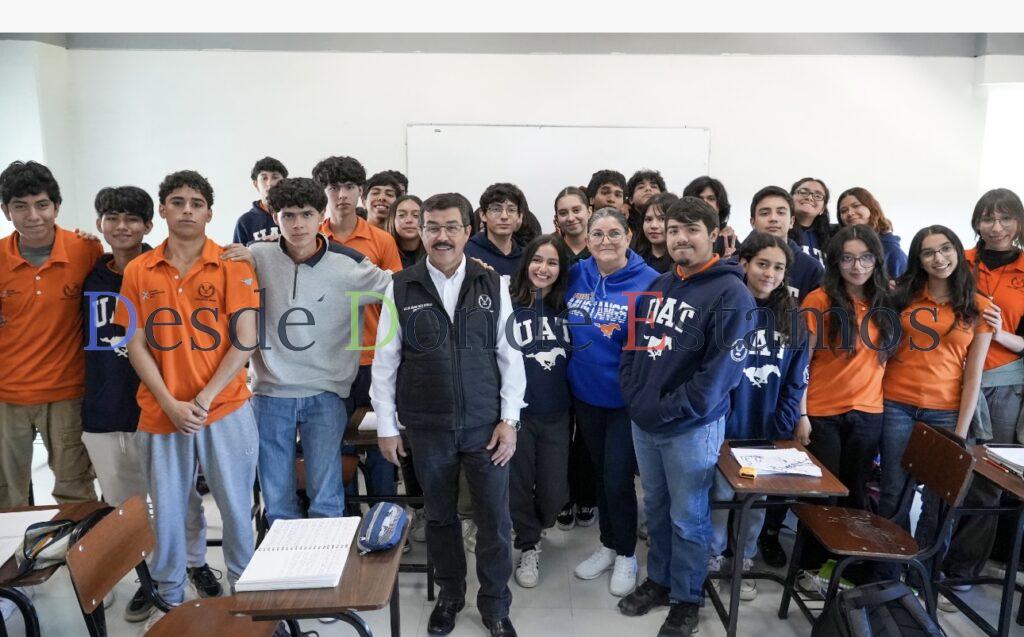Constató rector logros y avances académicos de la Prepa 3 UAT