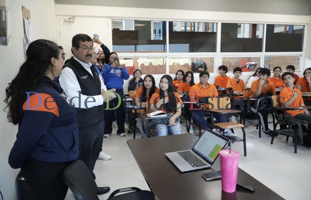 Constató rector logros y avances académicos de la Prepa 3 UAT