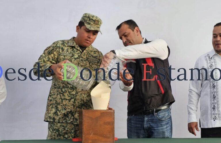 Jóvenes de Victoria cumplen y asisten a sorteo de Servicio Militar