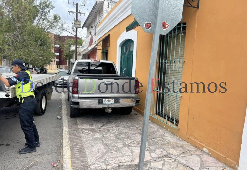 Convoca Transito y Vialidad a respetar espacios de vialidad y banquetas