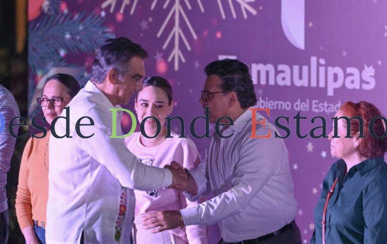 Con desfile navideño, disfrutan familias victorenses en el 17 Te Quiero Más