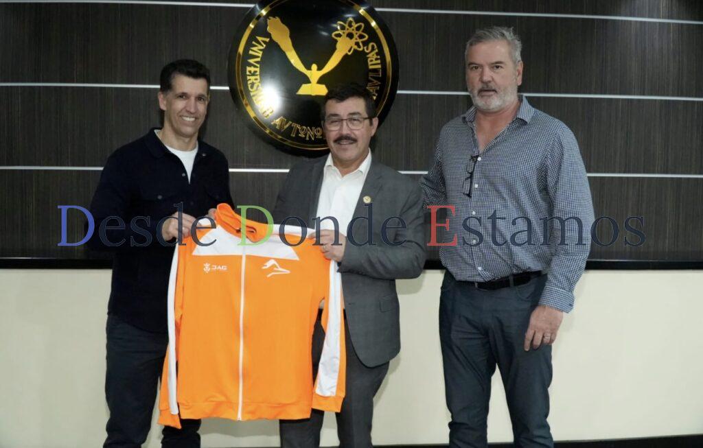 Da rector bienvenida al nuevo DT del Correcaminos UAT