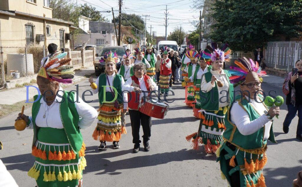 Con danza y coro, adultos mayores viven su peregrinación al Santuario