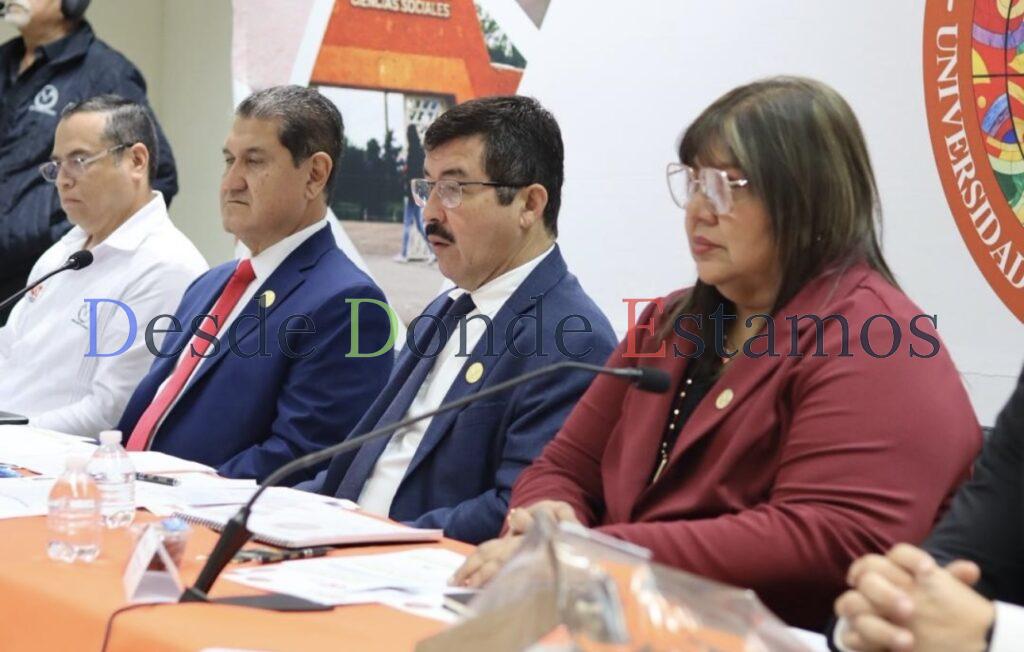 Evalúa rector avances de la UAT al cierre del ciclo escolar