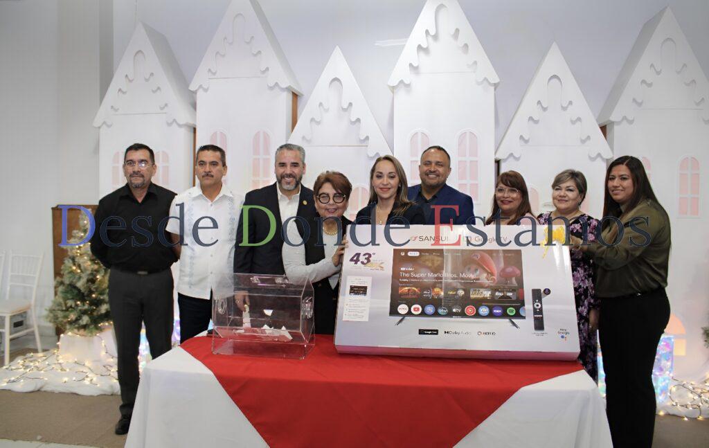 Ofrece la UAT festejo navideño a sus maestros y trabajadores sindicalizados