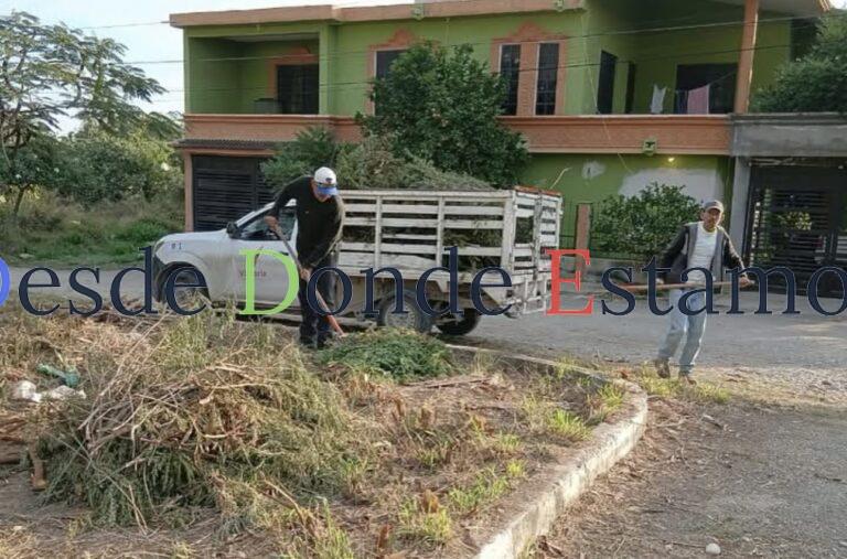 Realiza Servicios Públicos limpieza en la Miguel Alemàn