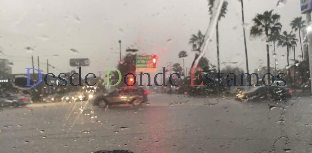 Arrastre de basura por agua, ocasiona inundaciones