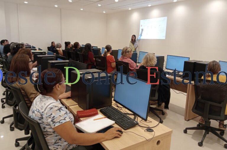 Mujeres de todas las edades concluyen curso de computación
