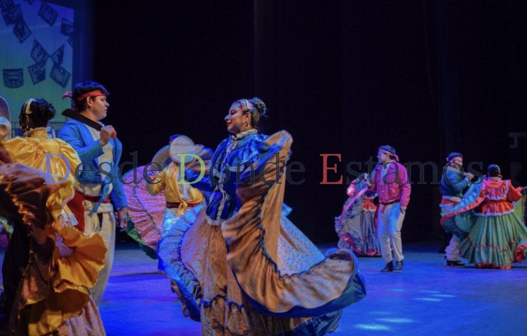 Celebran quince años de constancia y talento artístico de grupo Mazátl