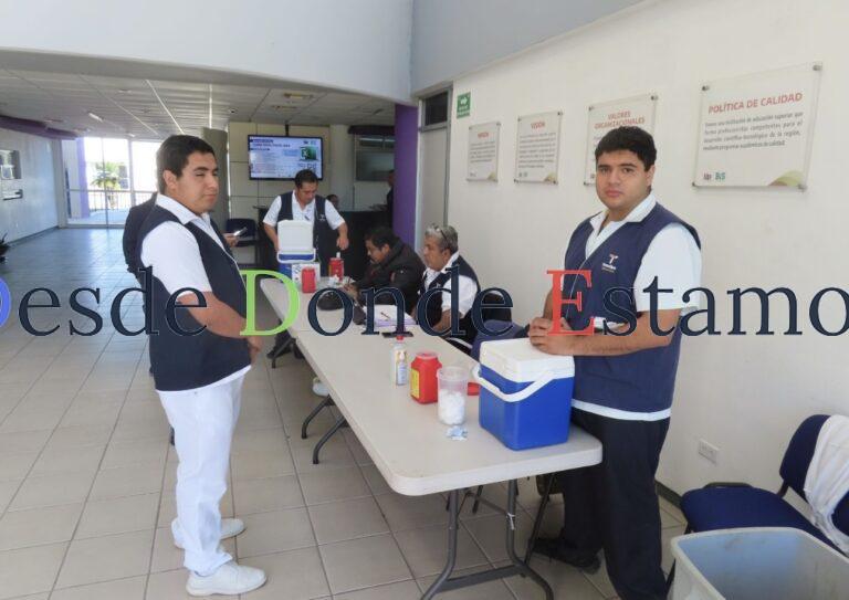 Refuerzan salud estudiantil con jornada de vacunación en la UPV