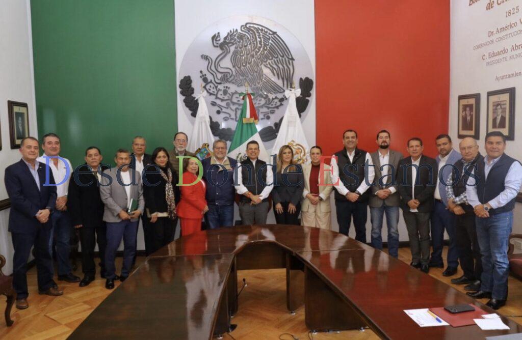 Reúne Lalo Gattás a líderes empresariales en mesa económica