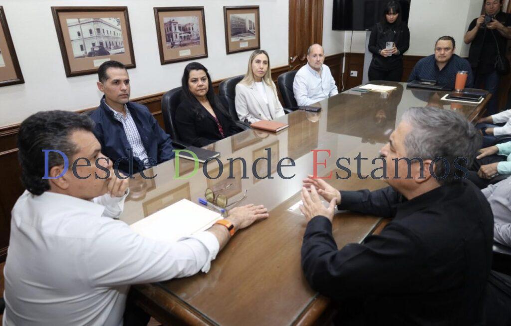 Pide alcalde a COMAPA avanzar en reparación de fugas y obras