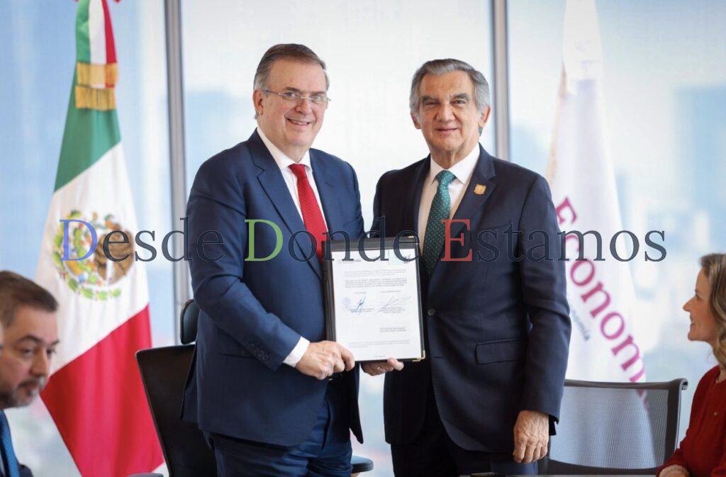 Firma Américo convenio con secretario de Economía