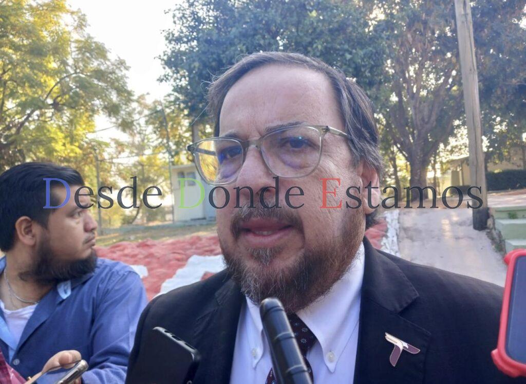 Entregan dos mil nombramientos de maestros